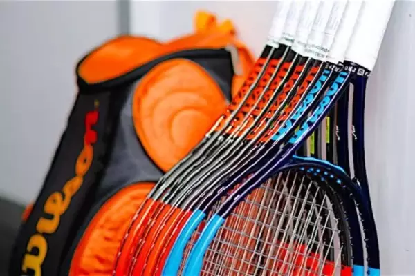 Collection of pre owned Wilson tennis rackets thumbnail image